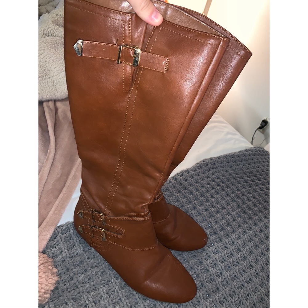 Riding Boots 
Size 8
Women’s
Lightly worn